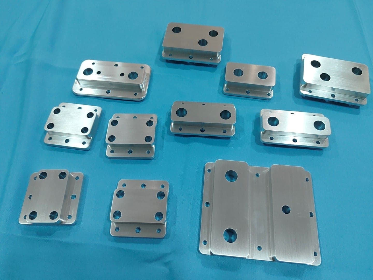 3D CAD design and prototype manufacturing services - Professional engineering solutions